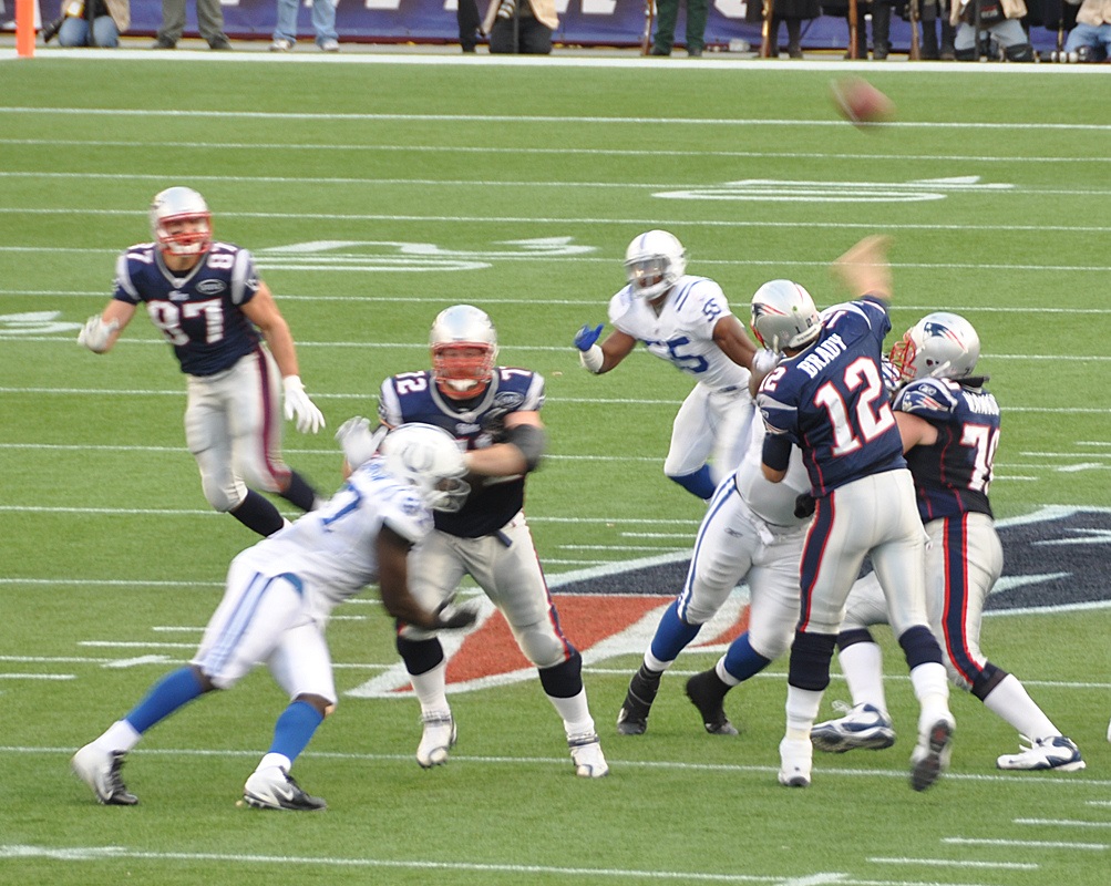 Team Riddle selects Rob Gronkowski to lead off his draft. Photo by JDN.